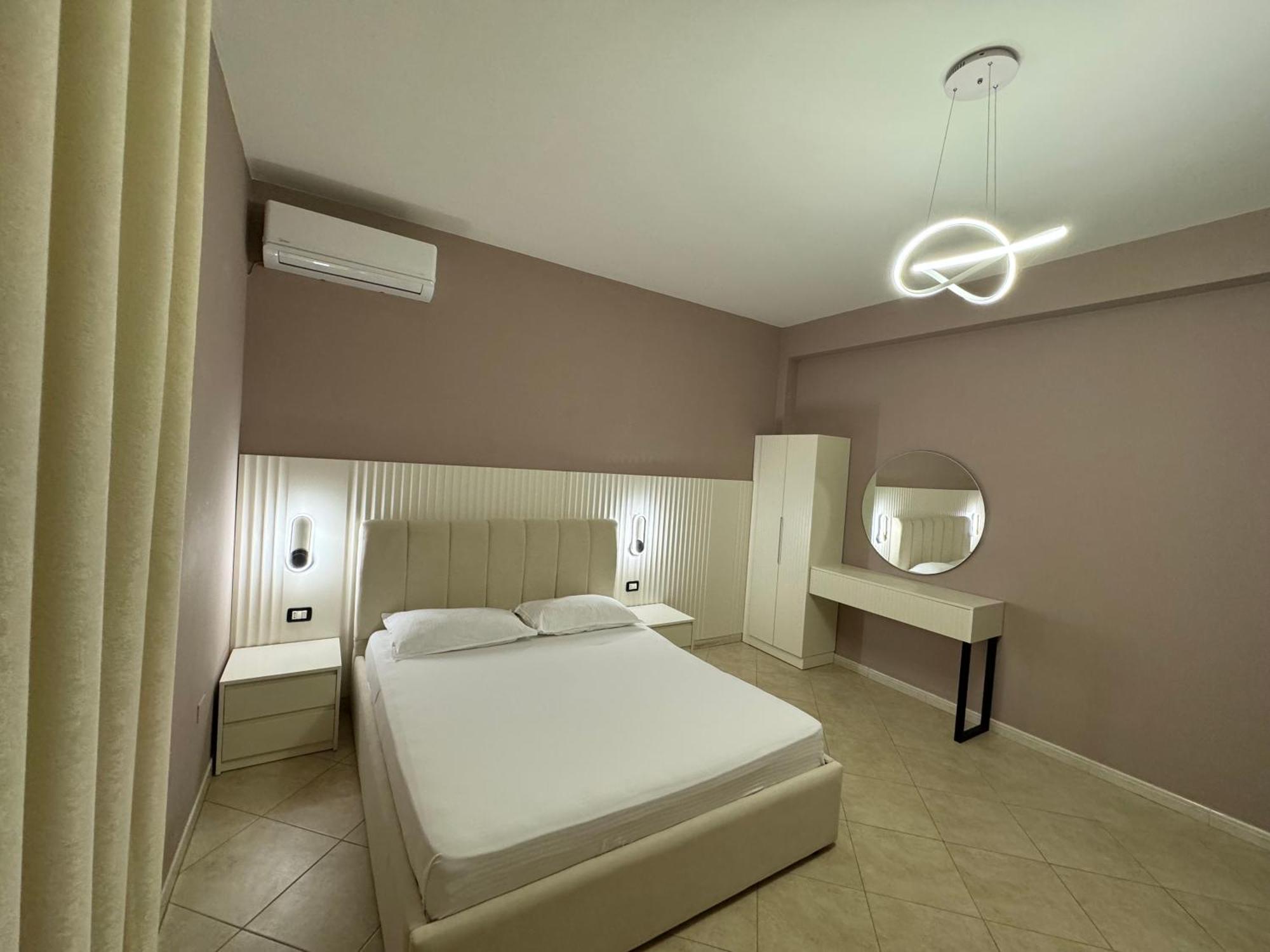 Hotel Kaloshi Mezez Esterno foto